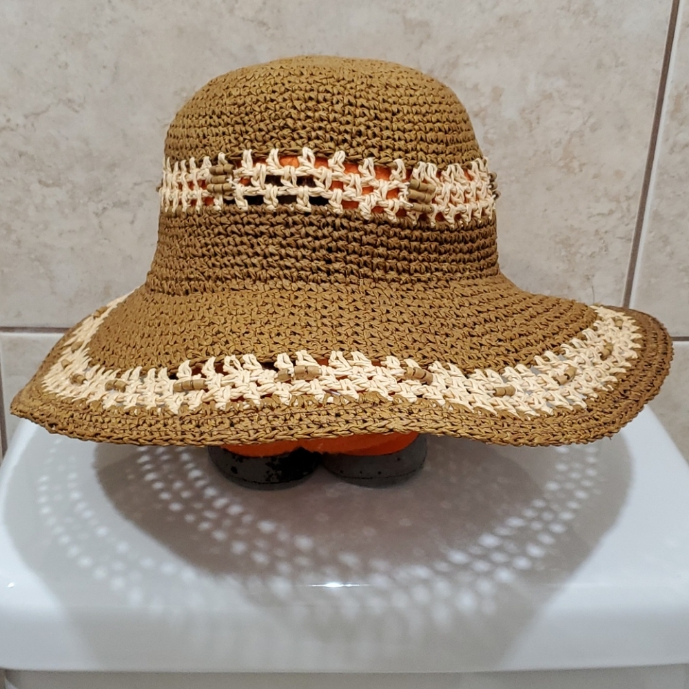 Brown and tan raffia straw floppy sun hat
